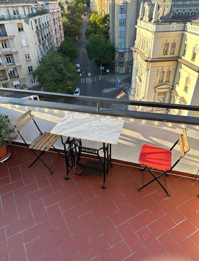Bright & Spacious In Buda * Budapeszt