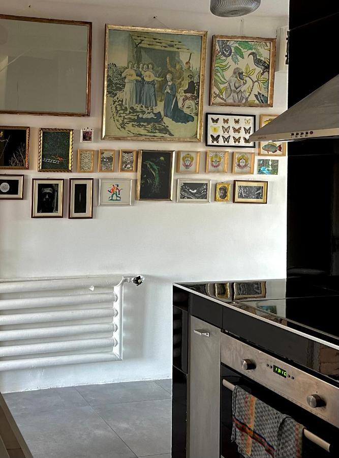 Bright & Spacious In Buda * Budapest